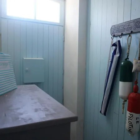 Maison Renovee Avec Jardin, Proche Plage, 4 Couchages, - Fr-1-224b-744 Feriehus Barbâtre