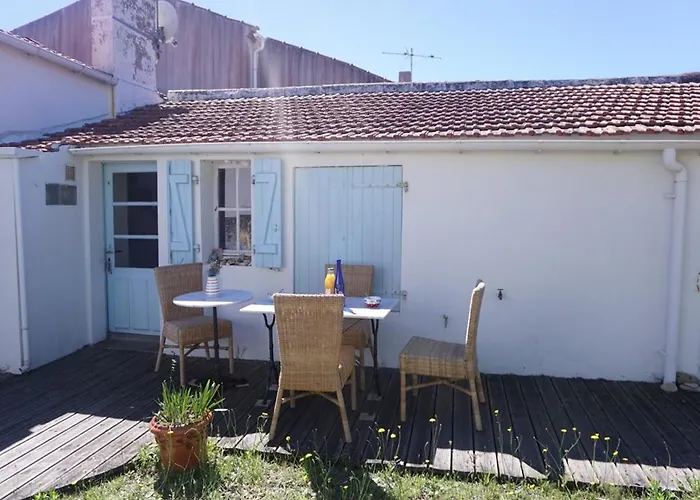 Maison Renovee Avec Jardin, Proche Plage, 4 Couchages, - Fr-1-224b-744 * بارْباتْرْ